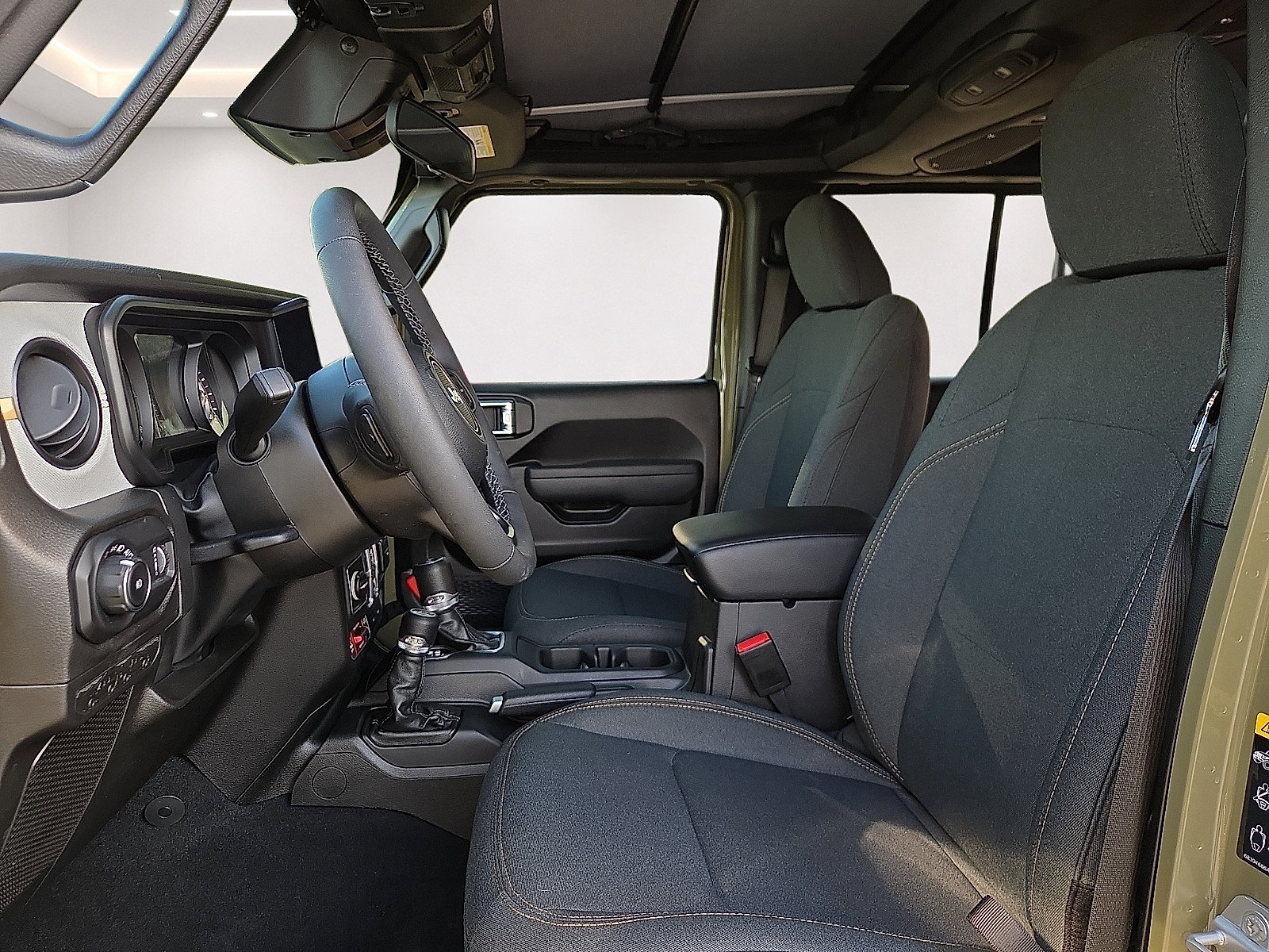 Used 2026 Jeep Wrangler Unlimited Sport AWD/4WD image 14