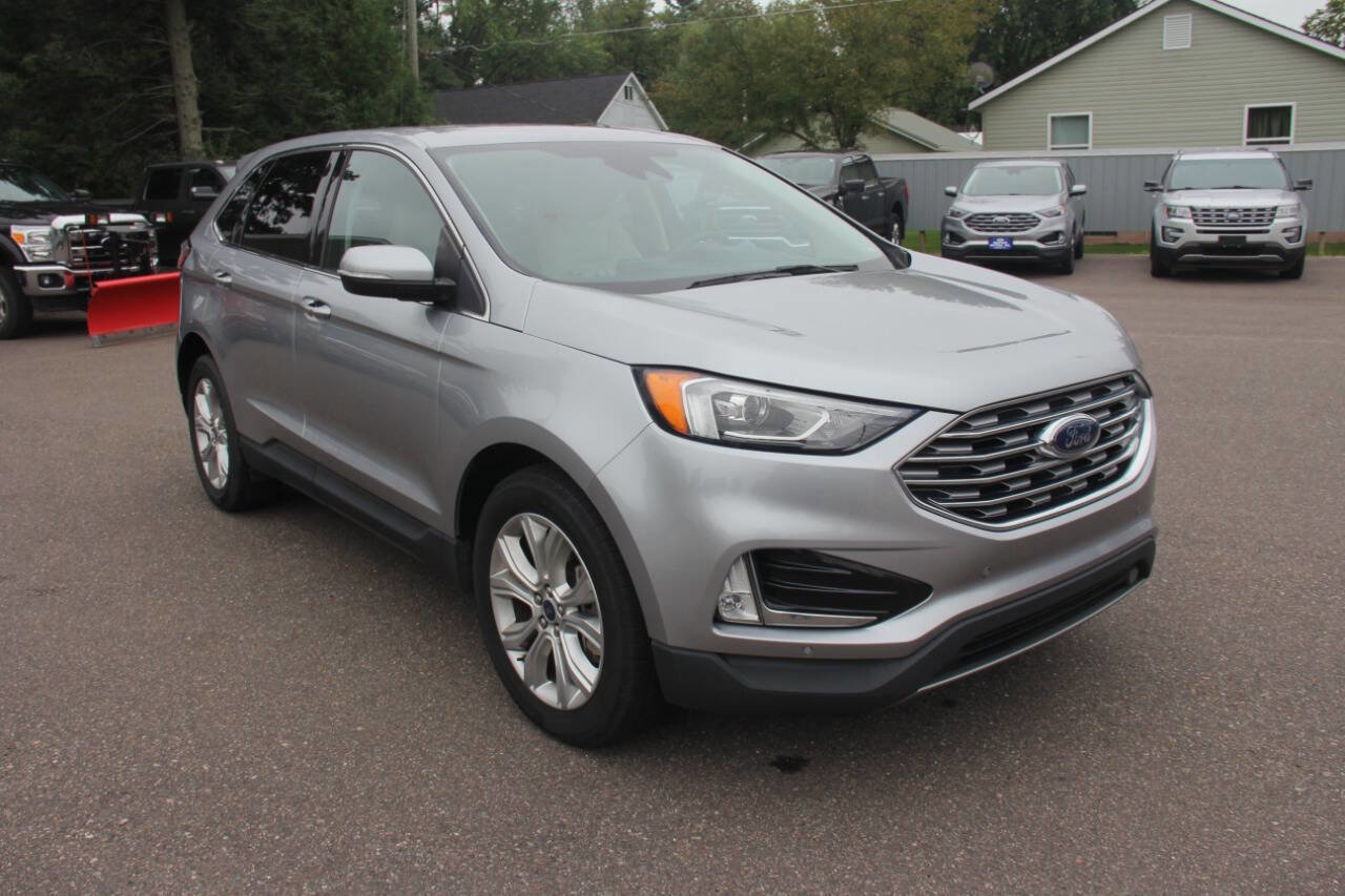 Certified 2022 Ford Edge Titanium image 2