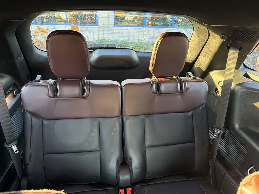 Certified 2023 Ford Explorer Platinum w/ Technology Package image 38