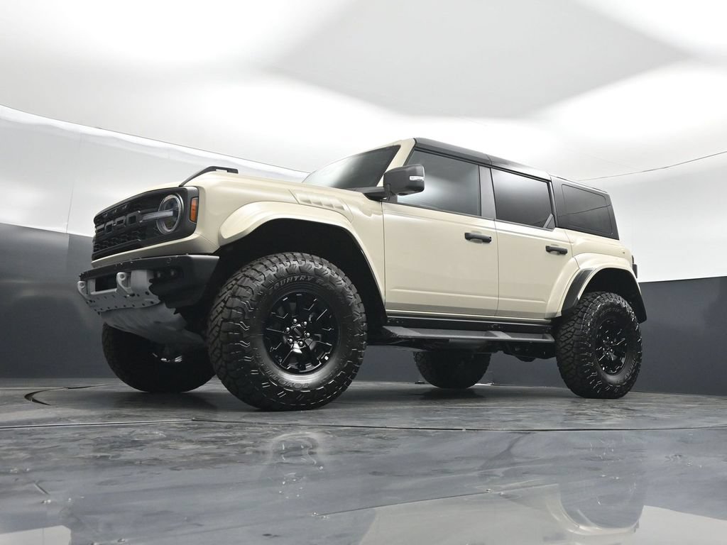 Certified 2026 Ford Bronco Raptor w/ Interior Carbon Fiber Pack AWD/4WD image 43