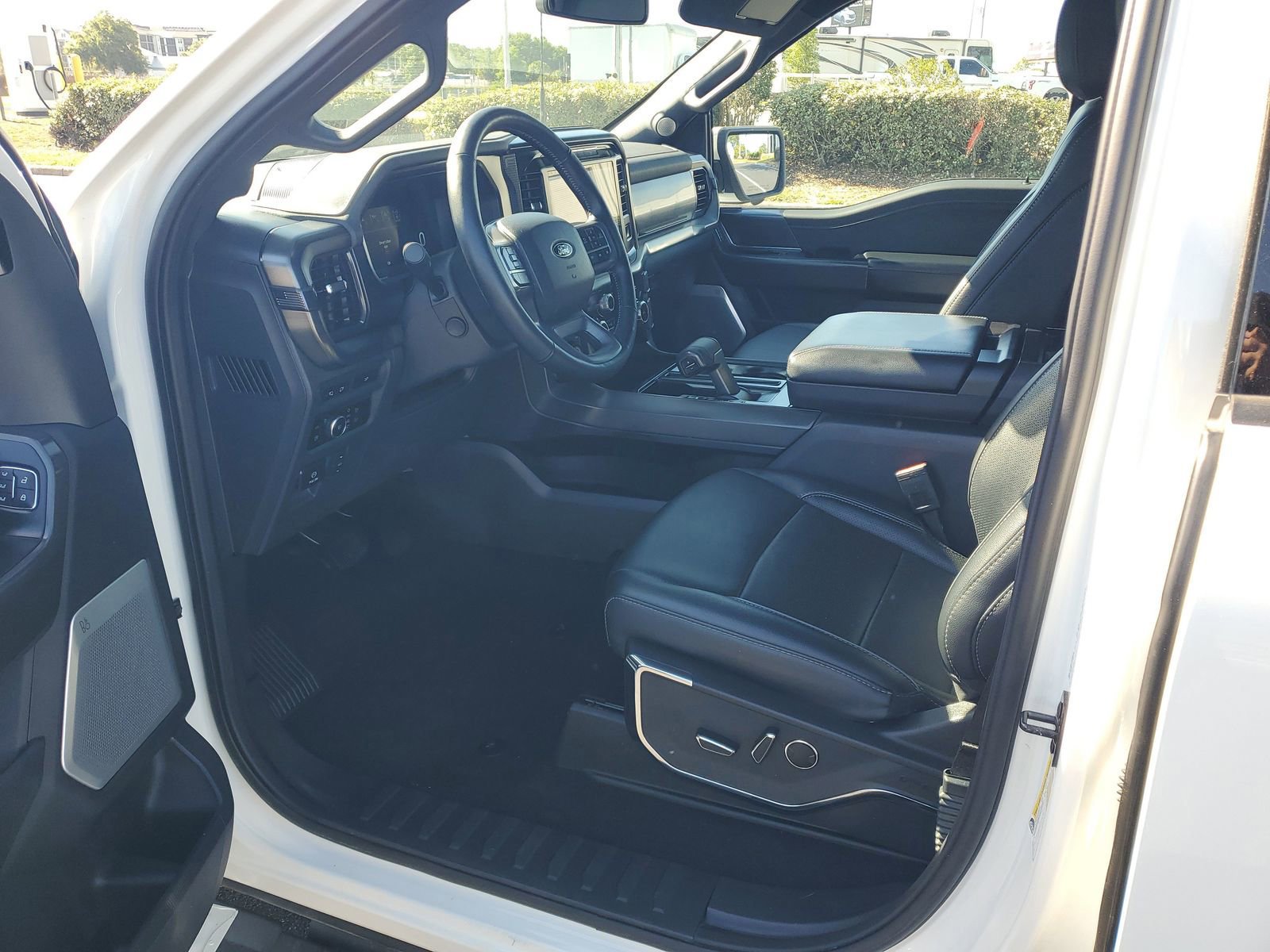 Certified 2024 Ford F150 Lariat w/ Equipment Group 502A High AWD/4WD image 16