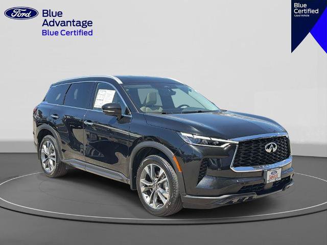 Used 2023 INFINITI QX60 Luxe w/ Cargo Package FWD image 4