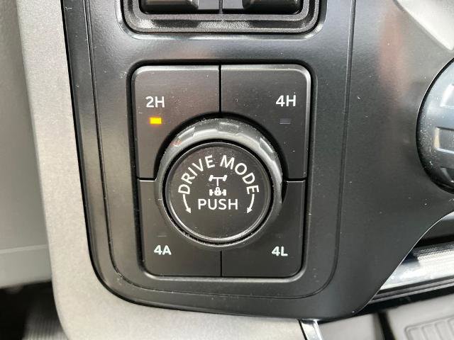 Certified 2022 Ford F150 Lariat w/ Equipment Group 502A High AWD/4WD image 40