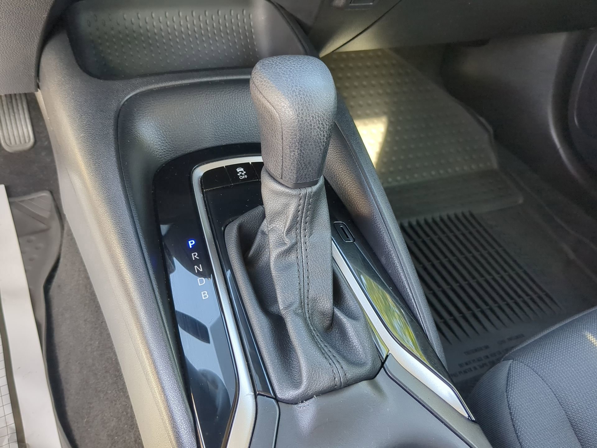 Used 2024 Toyota Corolla LE image 51