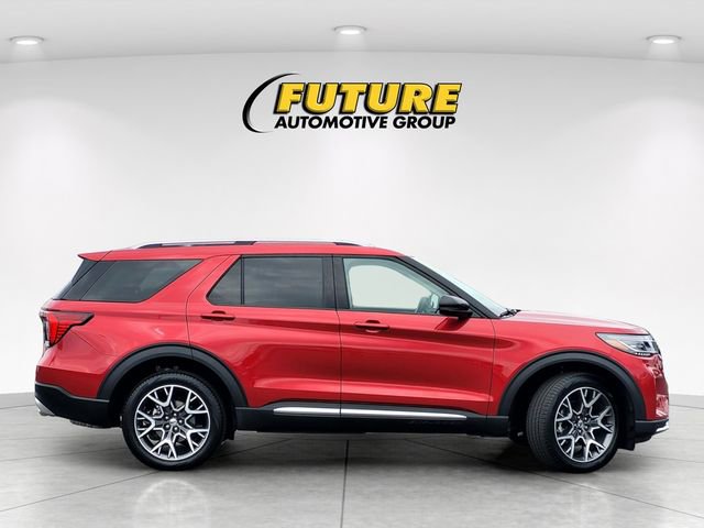 Certified 2025 Ford Explorer Platinum w/ Ultimate Package AWD/4WD image 3