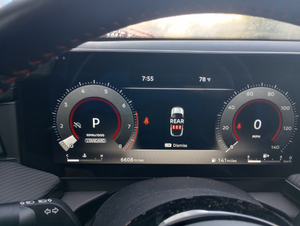 Used 2025 Nissan Kicks SR FWD image 23