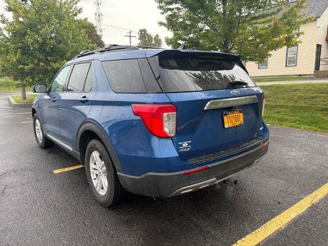 Certified 2021 Ford Explorer XLT w/ Equipment Group 202A AWD/4WD image 2