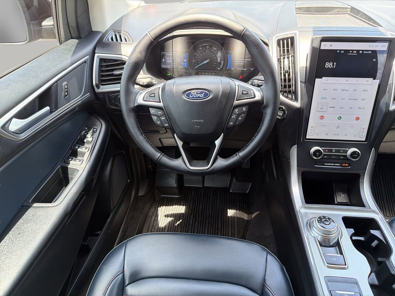 Certified 2023 Ford Edge SEL w/ Sport Appearance Package AWD/4WD image 13