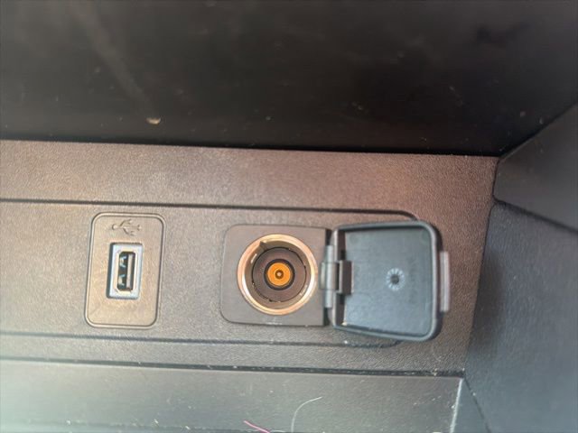 Certified 2018 Ford Escape SEL FWD image 32