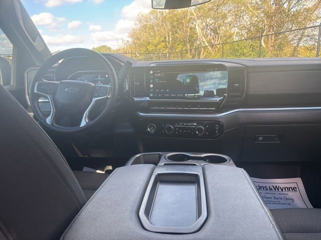Used 2022 Chevrolet Silverado 1500 RST image 11