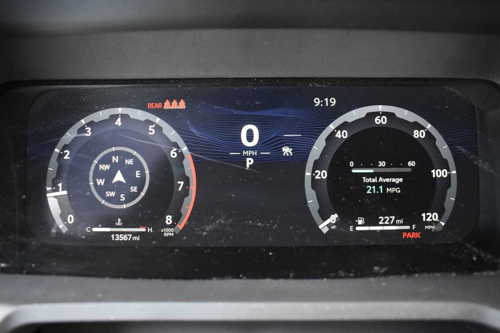 Used 2025 Toyota Tacoma TRD Sport AWD/4WD image 9