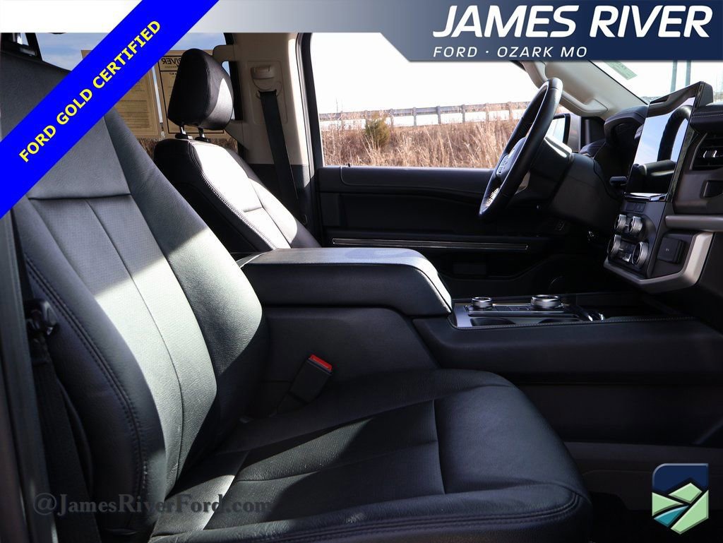 Certified 2022 Ford Expedition Max XLT image 9