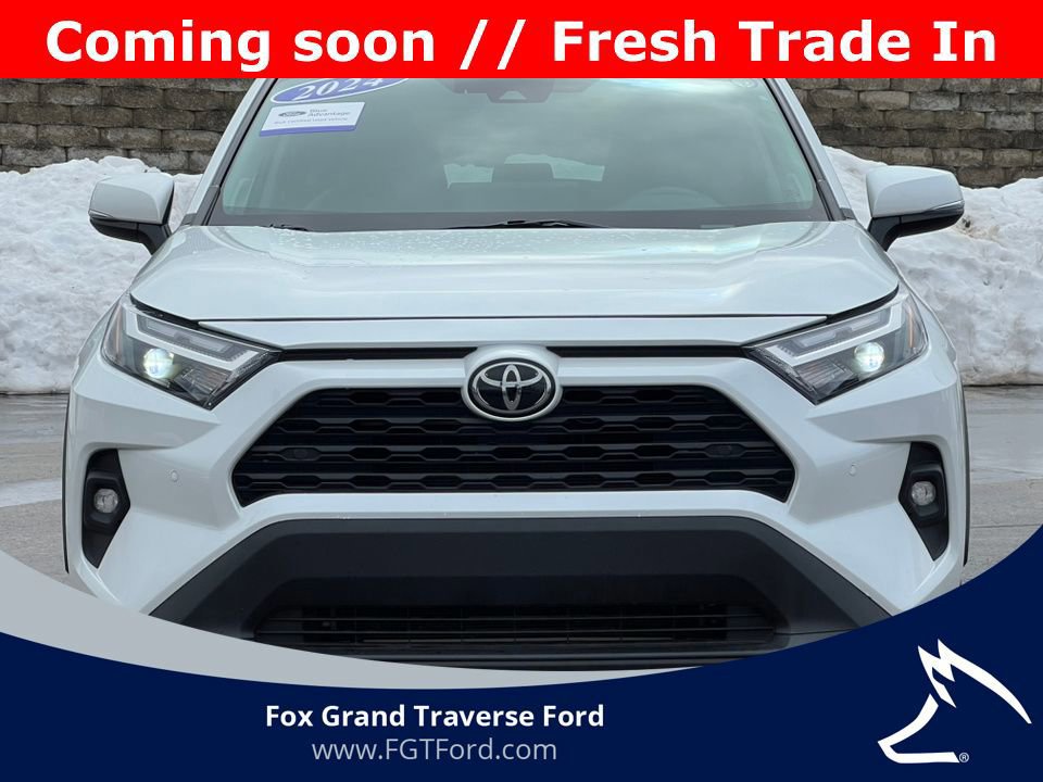 Used 2024 Toyota RAV4 XLE Premium w/ Weather Package image 7