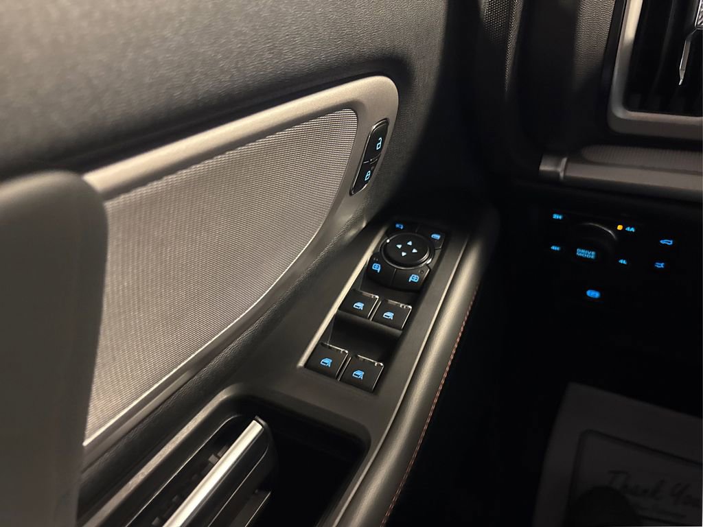 Certified 2025 Ford Expedition Active AWD/4WD image 35