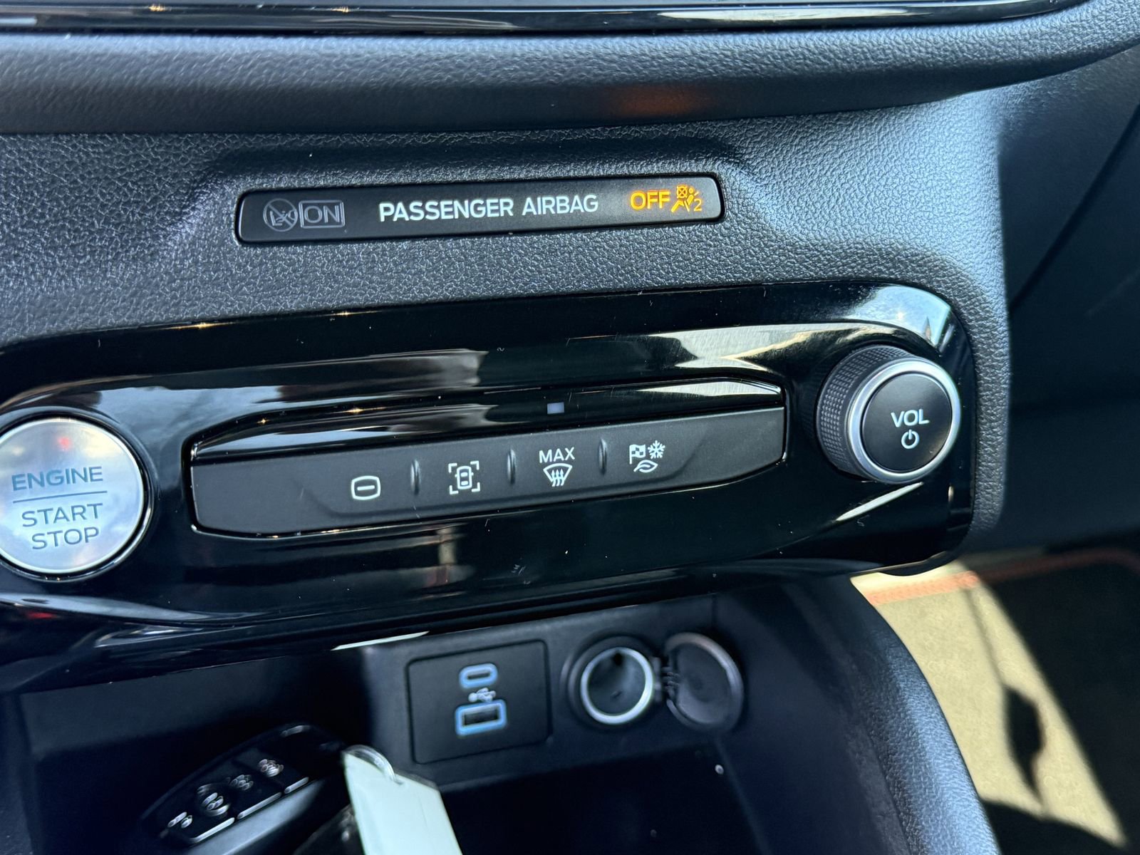 Certified 2023 Ford Escape ST-Line w/ Equipment Group 301A image 27