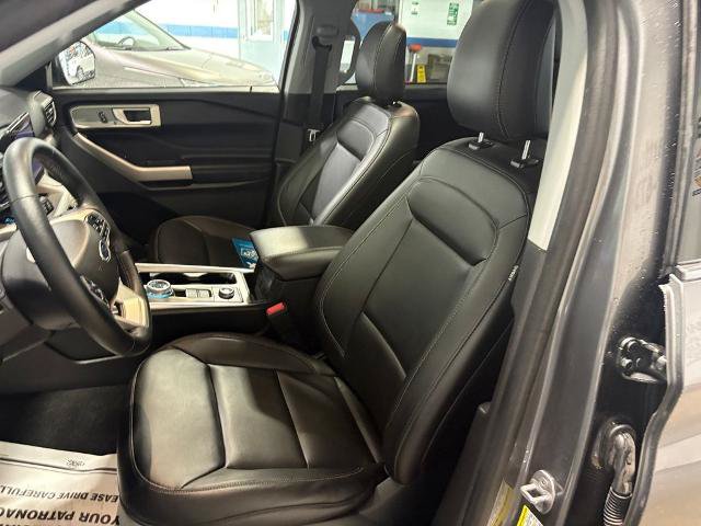 Certified 2023 Ford Explorer XLT AWD/4WD image 10