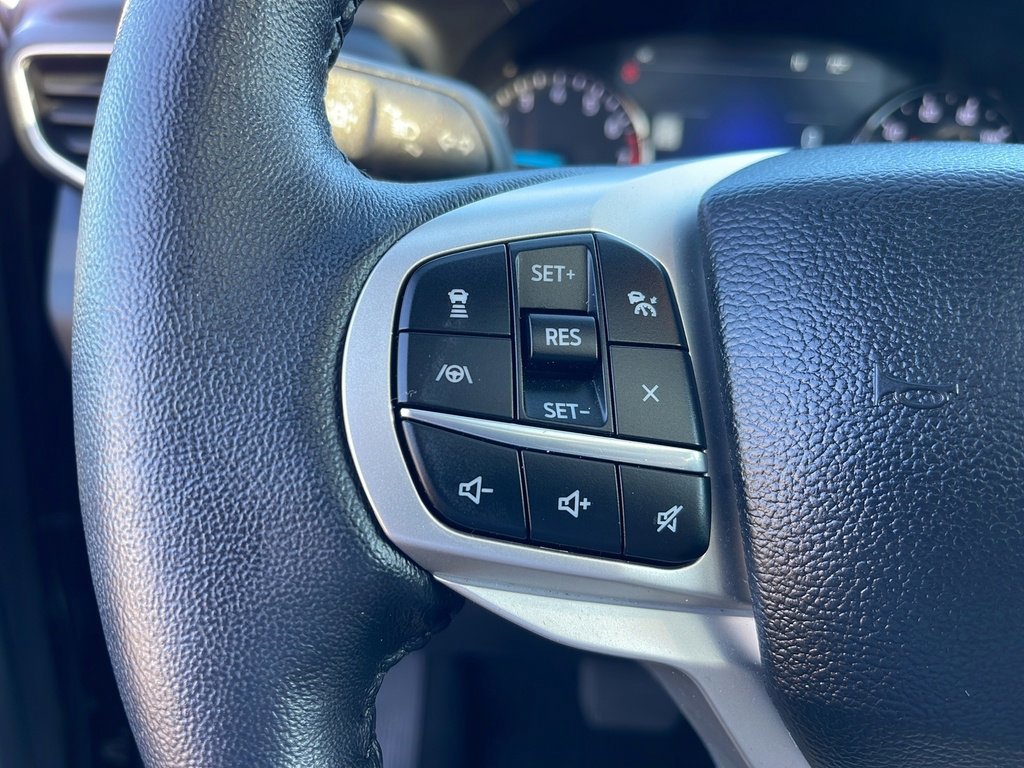 Certified 2023 Ford Explorer Limited w/ Limited Technology Package image 26