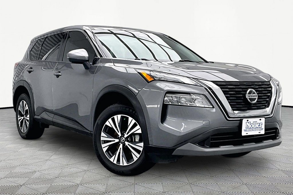 Used 2021 Nissan Rogue SV FWD image 12