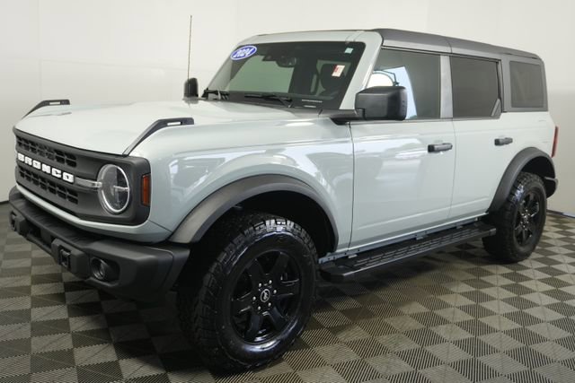 Certified 2024 Ford Bronco Black Diamond AWD/4WD image 7