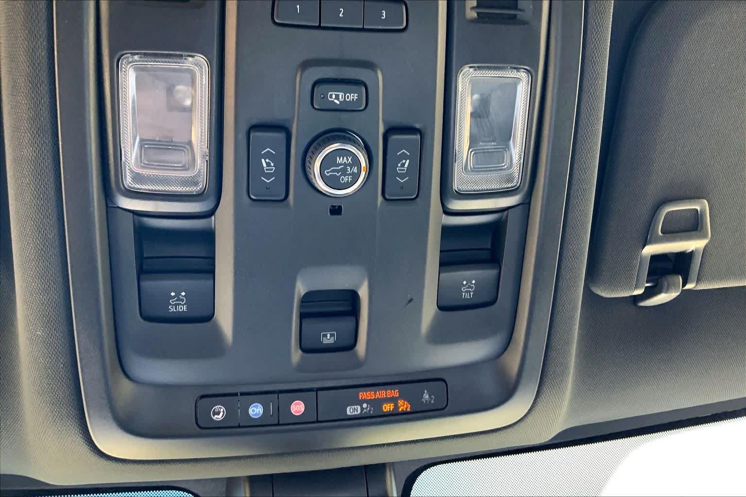 Used 2022 Chevrolet Tahoe Z71 w/ Off-Road Capability Package AWD/4WD image 34