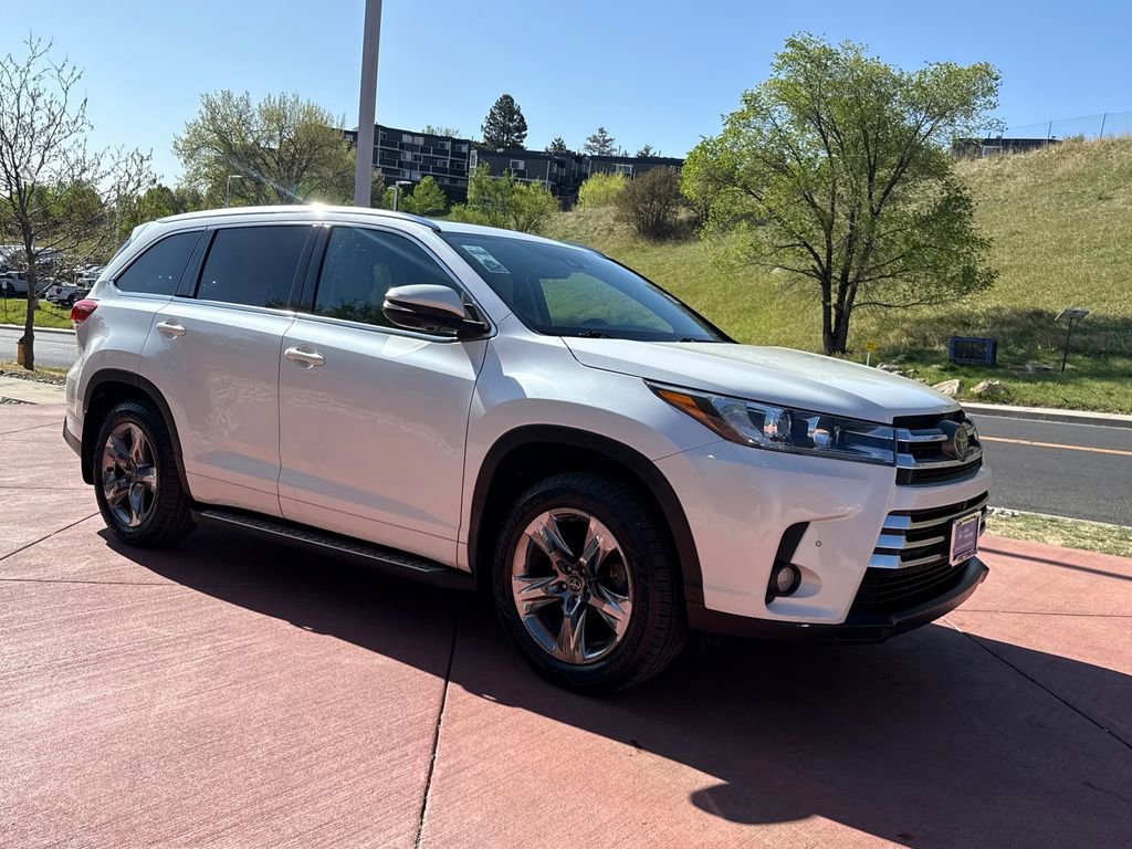 Used 2018 Toyota Highlander Limited Platinum AWD/4WD image 7