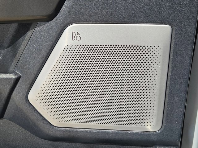 Certified 2025 Ford F150 Lariat w/ Equipment Group 502A High image 17