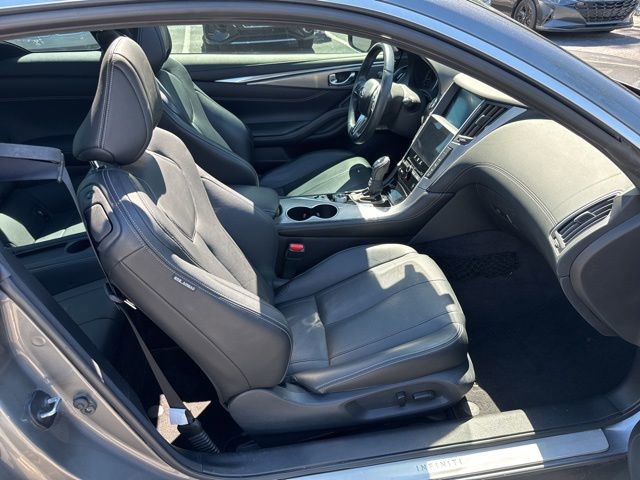 Used 2021 INFINITI Q60 3.0t Luxe w/ Cargo Package RWD image 7