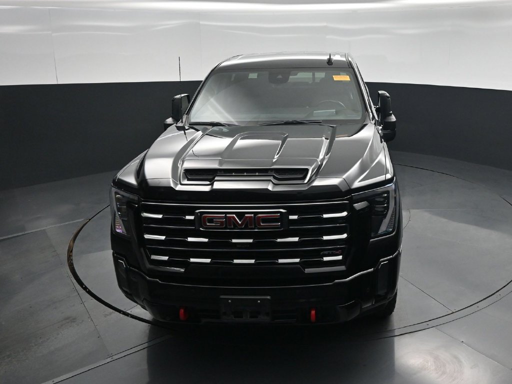 Used 2024 GMC Sierra 2500 AT4 w/ Technology Package AWD/4WD image 34