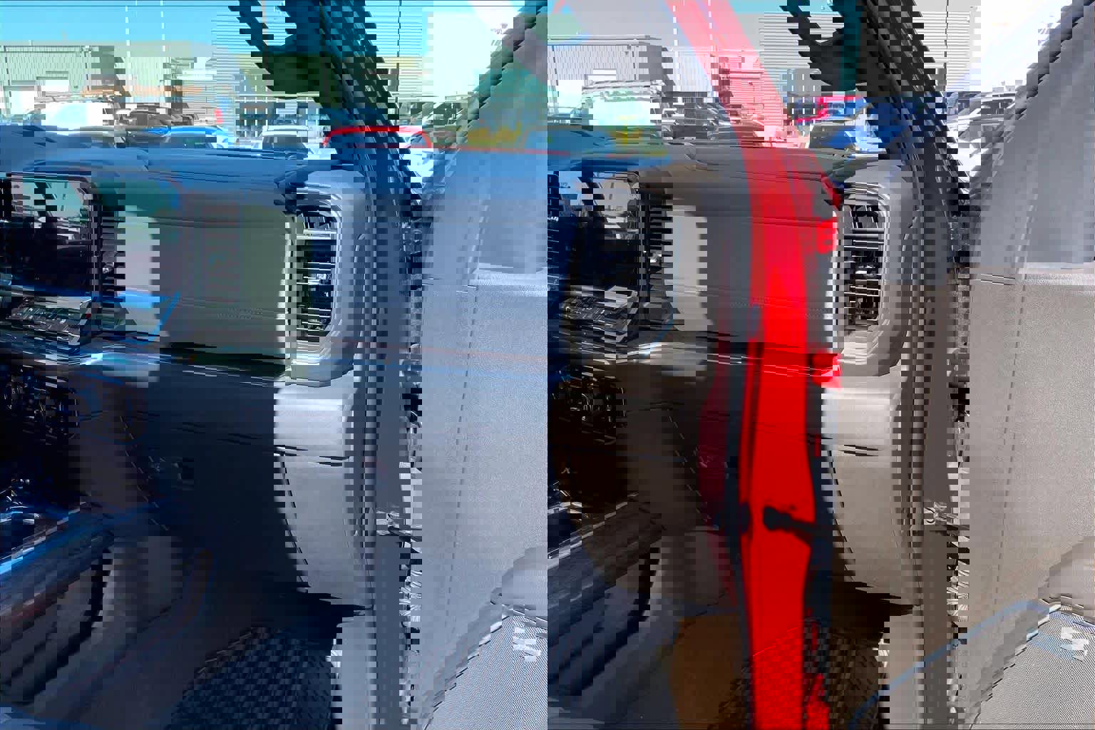 Used 2023 Chevrolet Silverado 1500 LTZ w/ LTZ Premium Package image 19