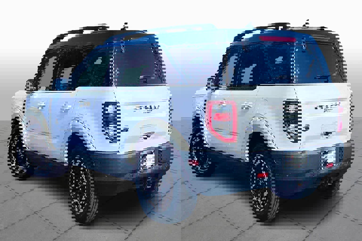 Certified 2022 Ford Bronco Sport Outer Banks w/ Tech Package image 2