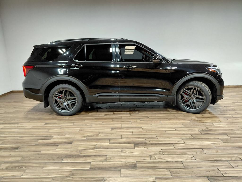 Certified 2025 Ford Explorer ST-Line w/ Premium Package AWD/4WD image 21