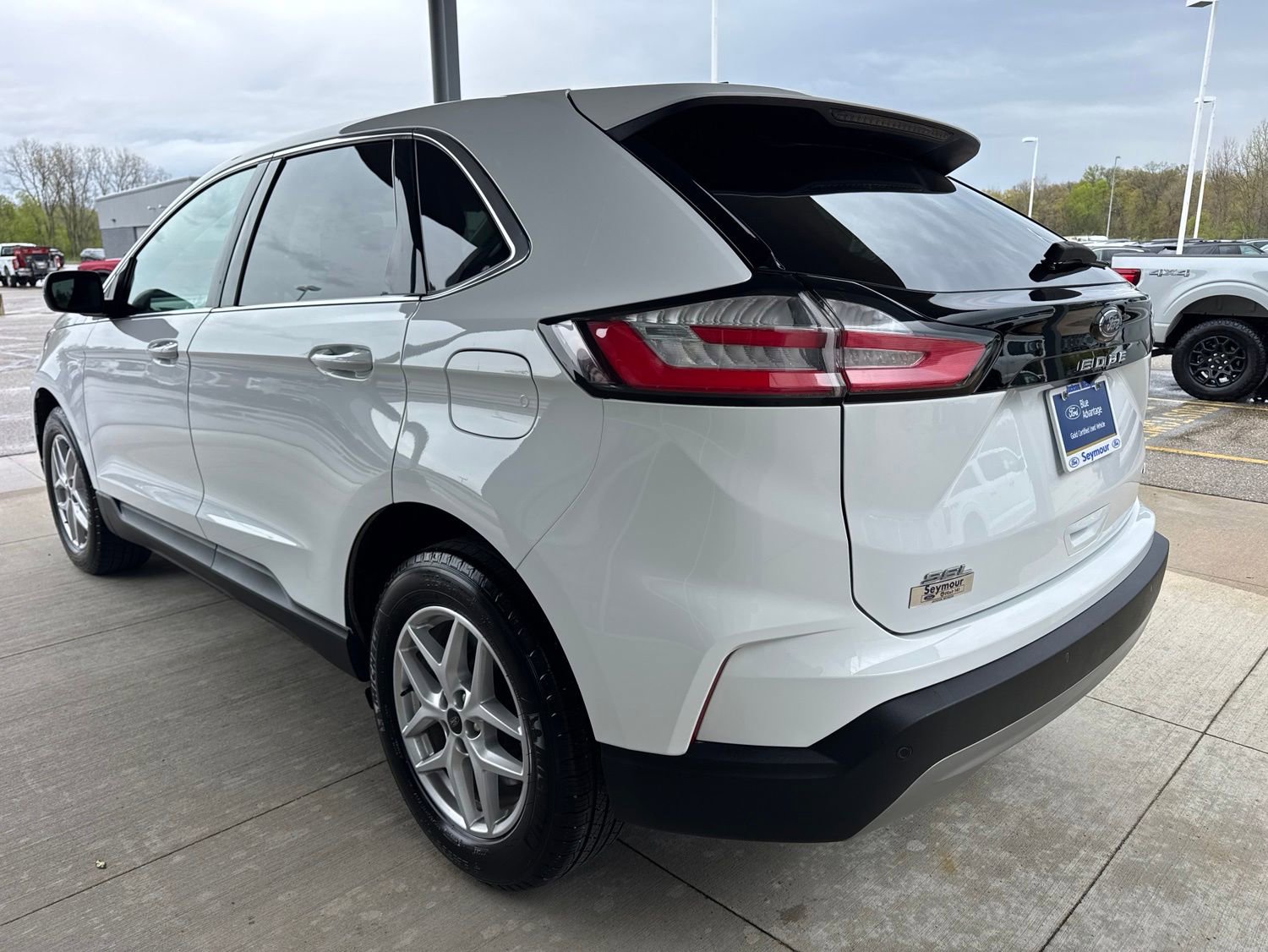 Certified 2024 Ford Edge SEL w/ Convenience Package AWD/4WD image 5