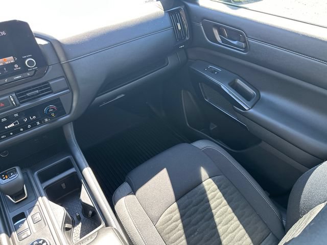 Used 2025 Nissan Pathfinder S w/ Cargo Package AWD/4WD image 21