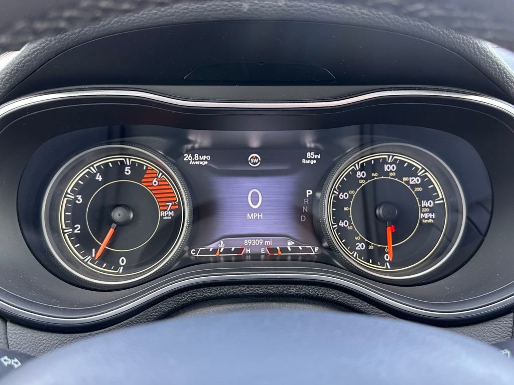 Used 2022 Jeep Cherokee Limited w/ Mopar Interior Package image 27