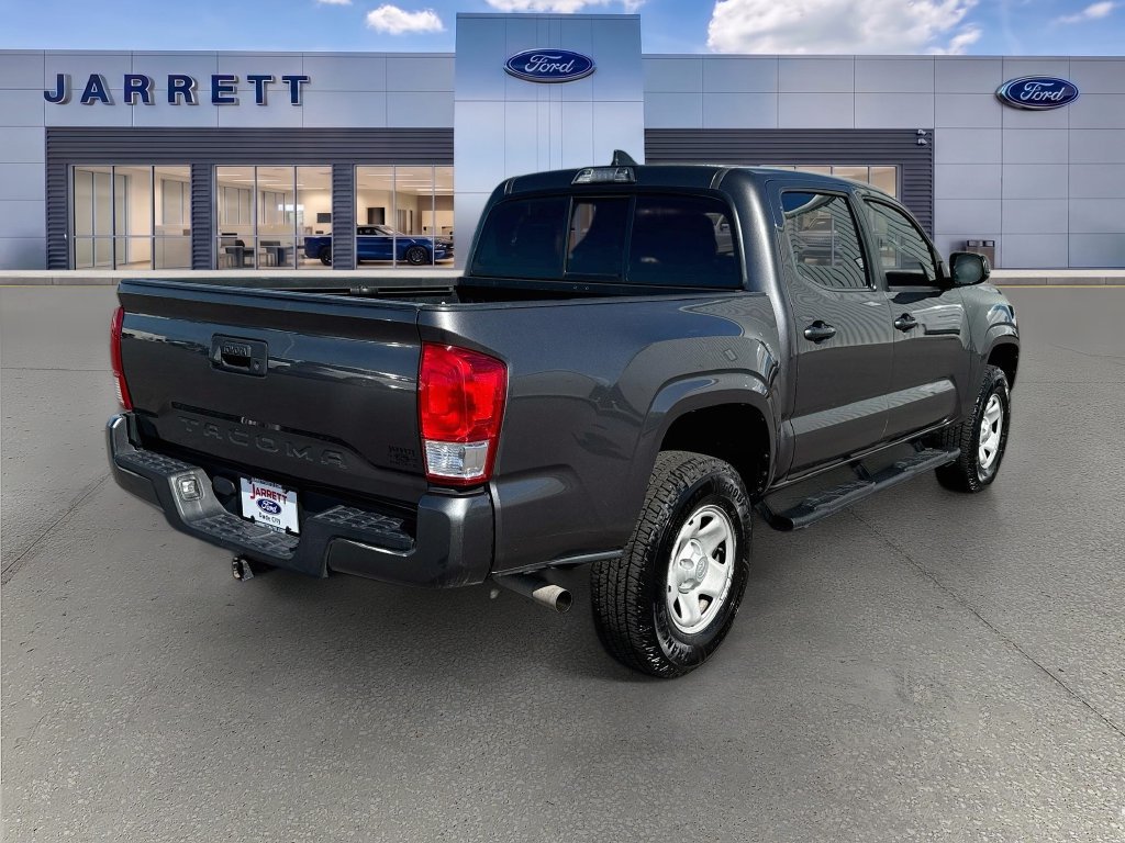 Used 2017 Toyota Tacoma SR RWD image 7