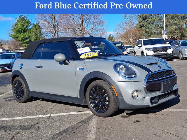 Used 2019 MINI Cooper S w/ Signature Upholstery Package image 8