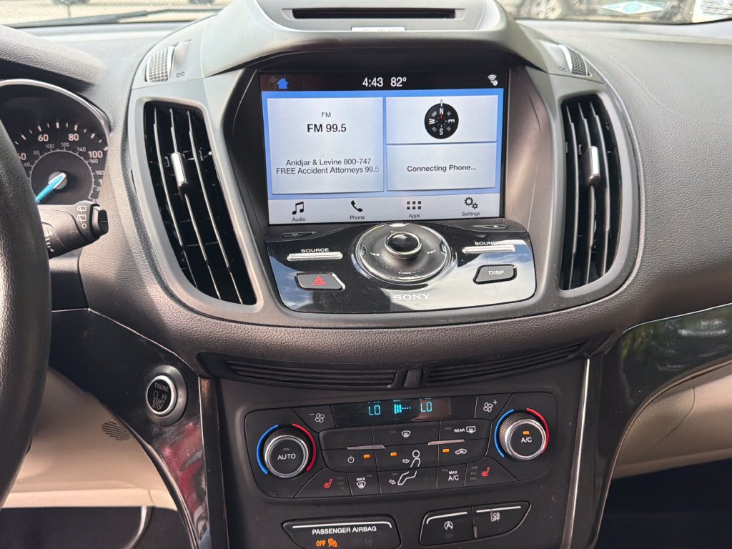 Certified 2017 Ford Escape Titanium FWD image 22
