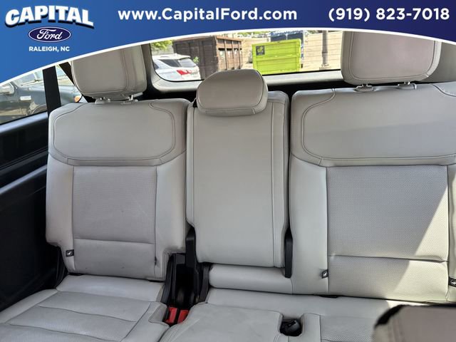 Certified 2025 Ford Expedition Max Platinum w/ Driver's Package AWD/4WD image 19