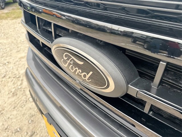 Certified 2022 Ford F150 Platinum w/ Equipment Group 701A High image 35