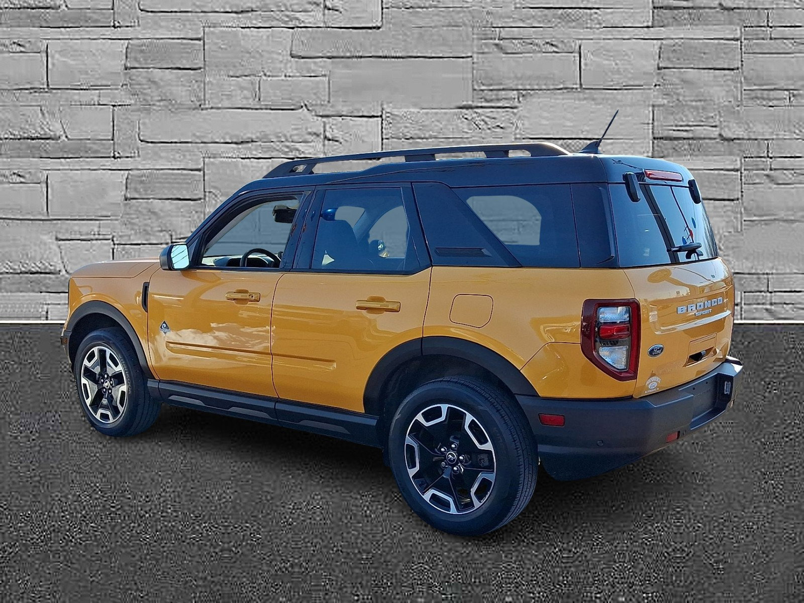 Certified 2023 Ford Bronco Sport Outer Banks w/ Tech Package image 7