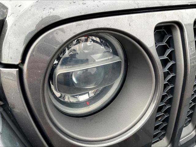 Used 2020 Jeep Gladiator Mojave AWD/4WD image 32