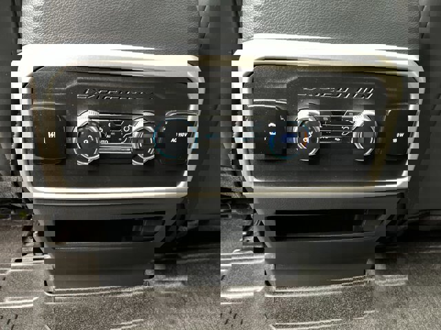 Certified 2023 Ford Expedition XLT AWD/4WD image 16