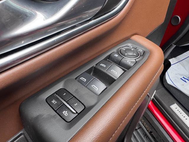 Used 2024 Chevrolet Tahoe High Country AWD/4WD image 20