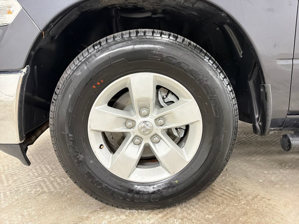 Used 2017 RAM 1500 Classic SLT RWD image 13