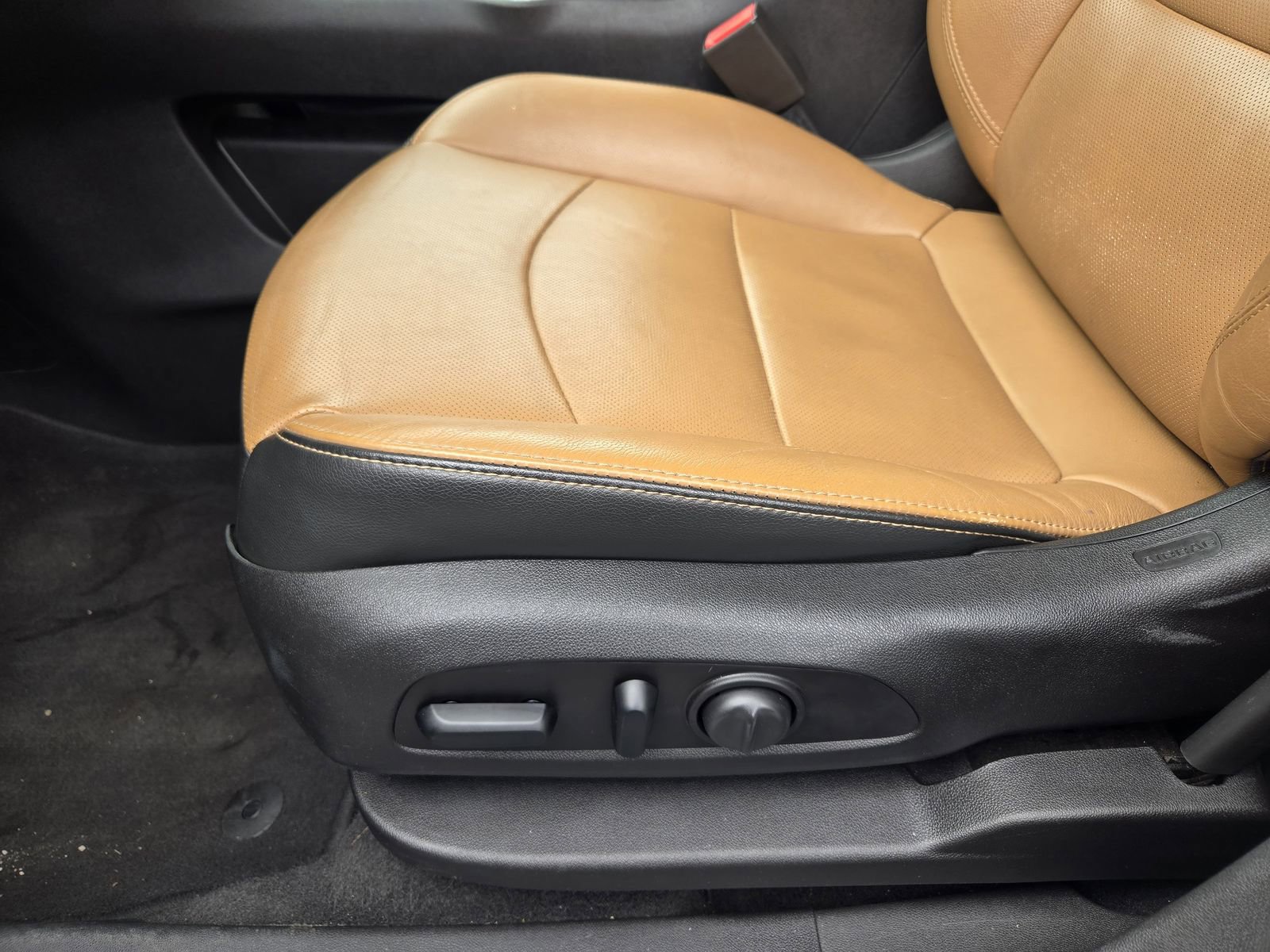 Used 2019 GMC Terrain SLT w/ Preferred Package FWD image 22
