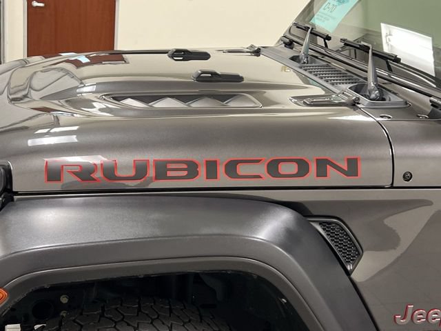 Used 2024 Jeep Gladiator Rubicon w/ Technology Group AWD/4WD image 18