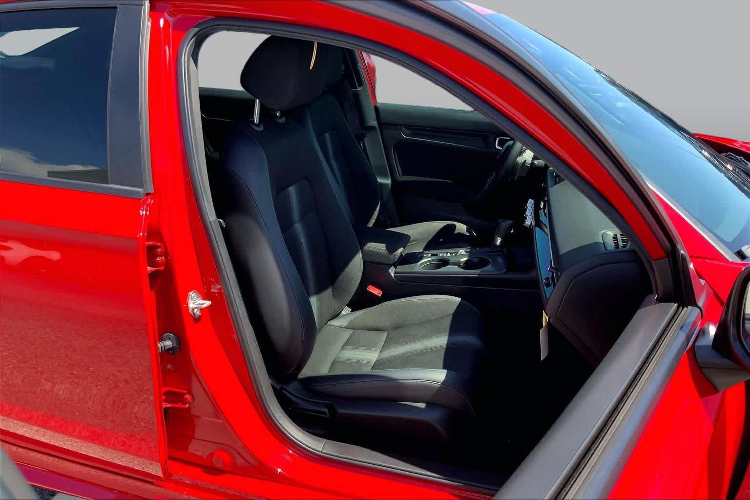 Used 2024 Honda Civic Sport image 9