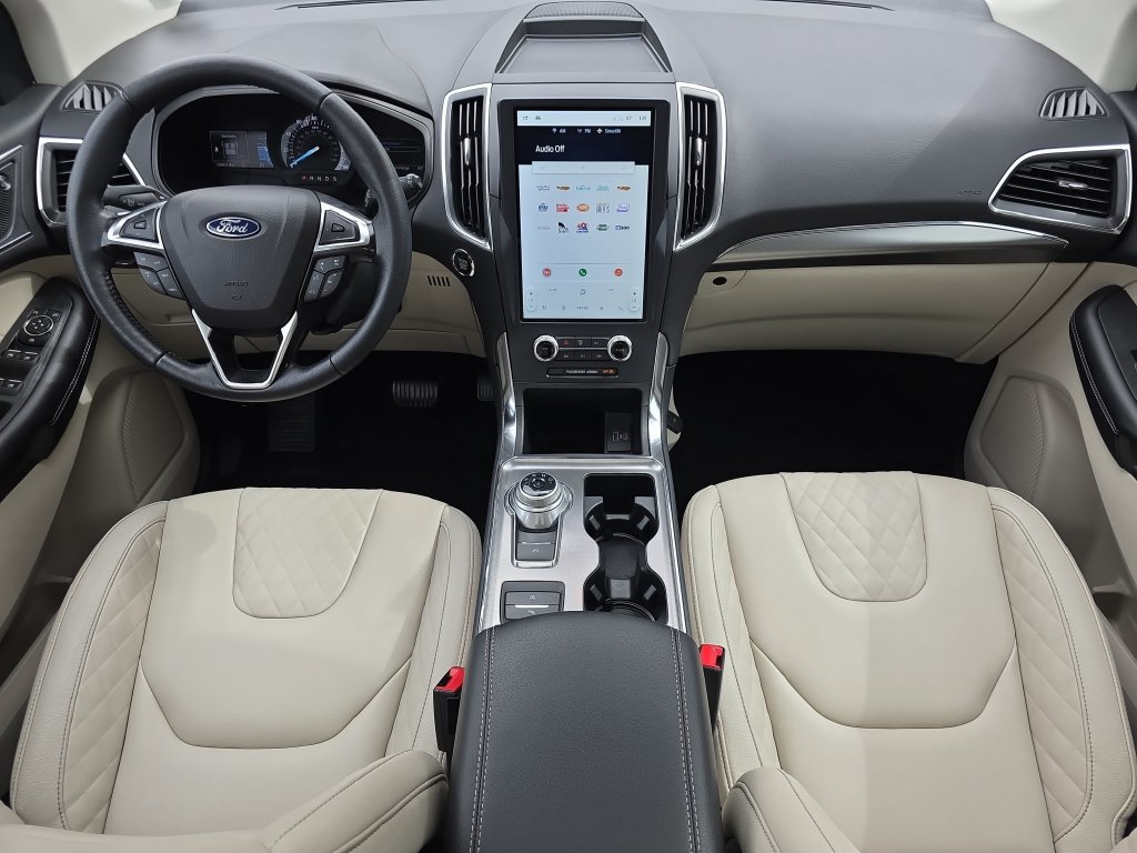 Certified 2023 Ford Edge Titanium AWD/4WD image 9