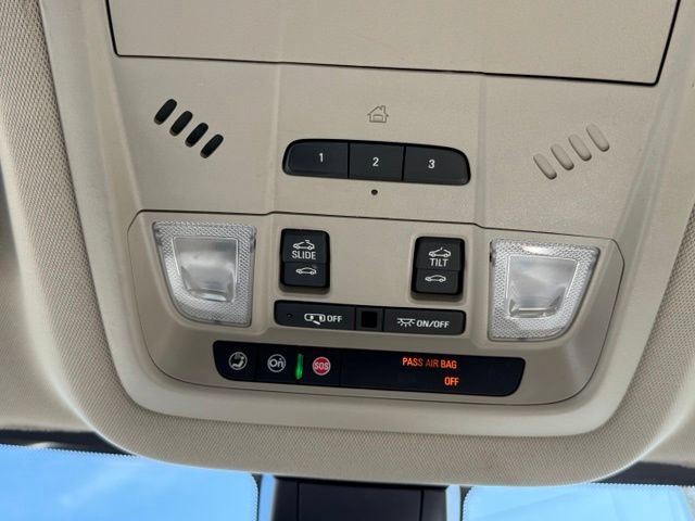 Used 2017 GMC Acadia Denali w/ Technology Package AWD/4WD image 33