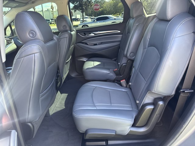 Used 2018 Buick Enclave Essence FWD image 19